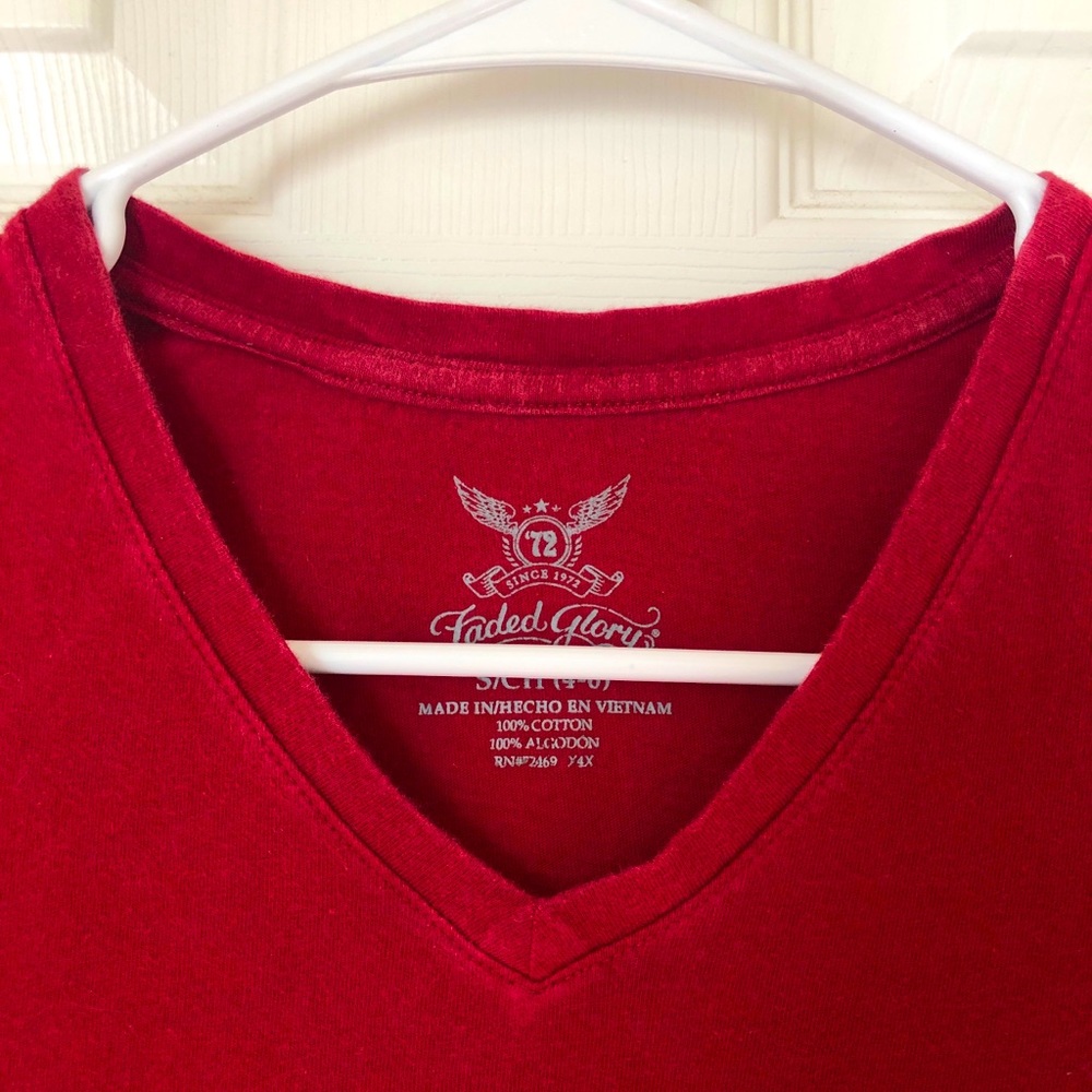 V-neck Red Tee | size S